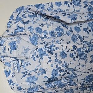 ANN MASHBURN Blue and White Floral Buttondown Shirt